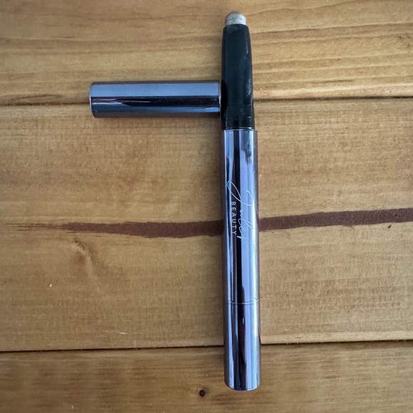 Julep Beauty Eyeshadow 101 - Silver Moonlight Metallic - Picture 1 of 2